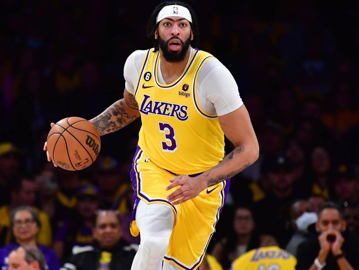 塔图姆重返赛场,重要助攻首场状态出色,独行侠观众沸腾! 塔图姆重返赛场,重要助攻首场状态出色,独行侠观众沸腾!