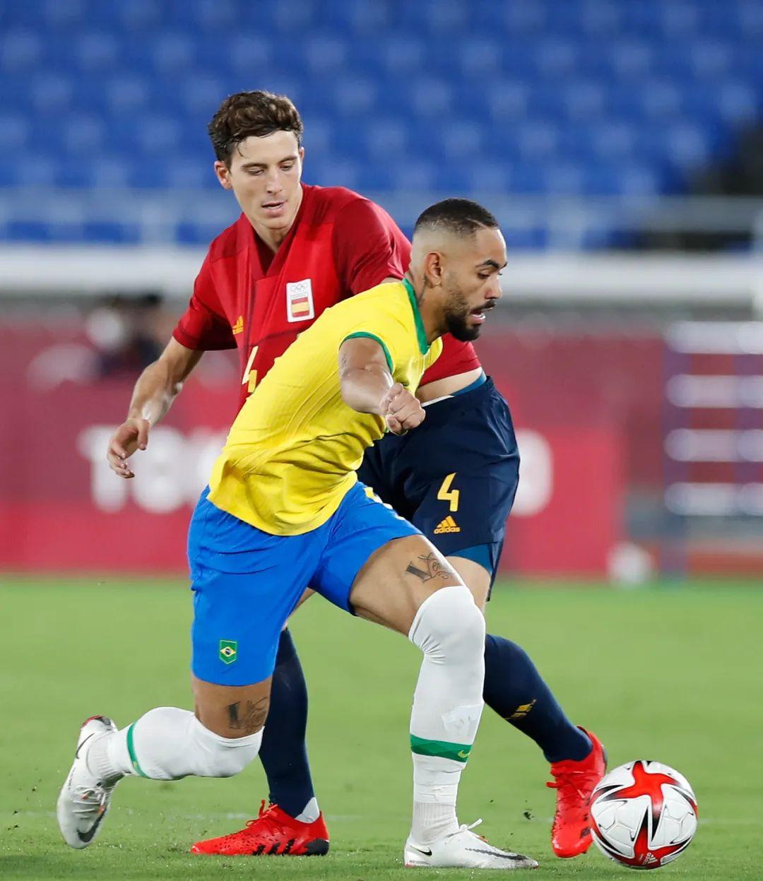 关于西亚卡姆在巴塞罗那比赛中赛事规则更新,回归赛场引发热议!的信息 关于西亚卡姆在巴塞罗那比赛中赛事规则更新,回归赛场引发热议!的信息